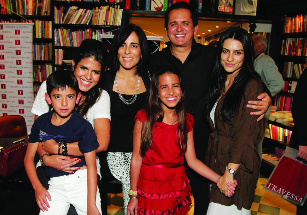 Mães de terceira viagem: famosas que têm muitos filhos