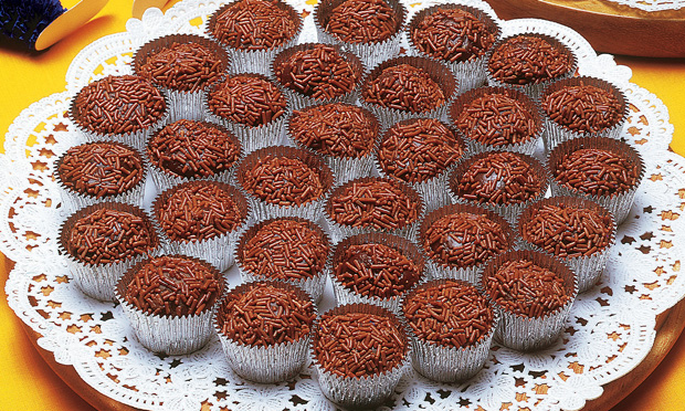 Brigadeiro: receita tradicional que a família toda adora!