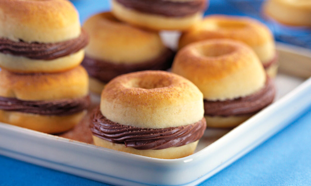 Donuts de chocolate: alegria das crianças e dos adultos