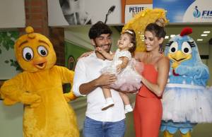 agnews_foto_aniversario_de_1_ano_de_maria_flor_filha_de_debora_secco_e_hugo_moura_20161205_1506_g agnews_foto_aniversario_de_1_ano_de_maria_flor_filha_de_debora_secco_e_hugo_moura_20161205_1506_g