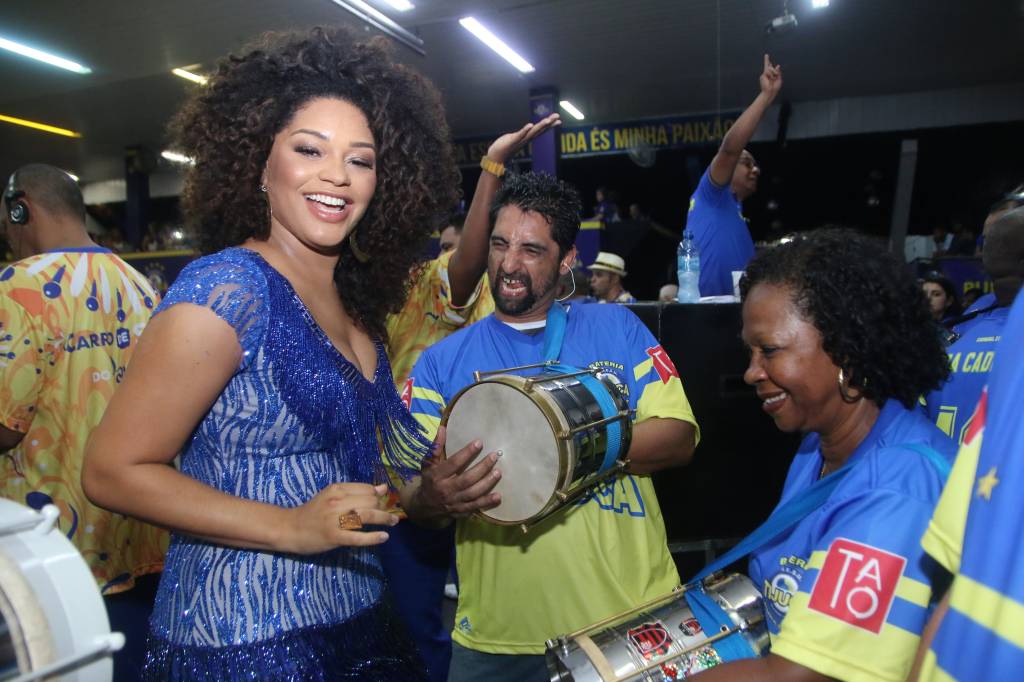 Juliana Alves na Unidos da Tijuca