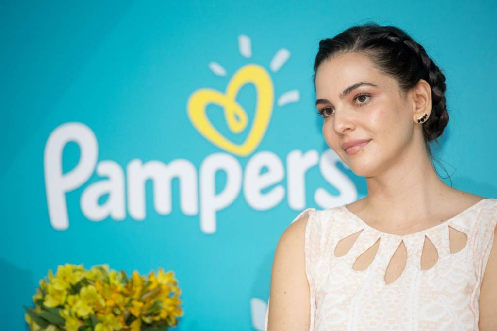 Tainá Müller sobre filho prematuro: “Não podia pegá-lo no colo”