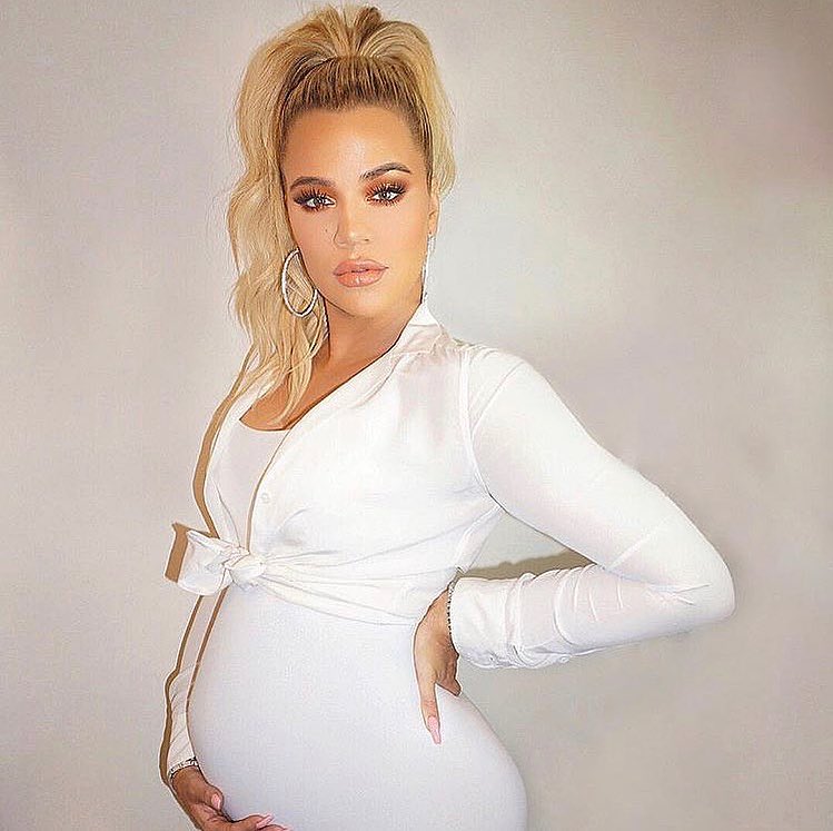 Khloé Kardashian revela que pretende comer sua placenta