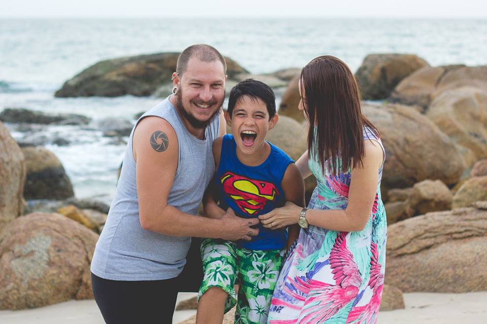 Pai faz relato sobre adoção: "nosso bebê nasceu com 10 anos"