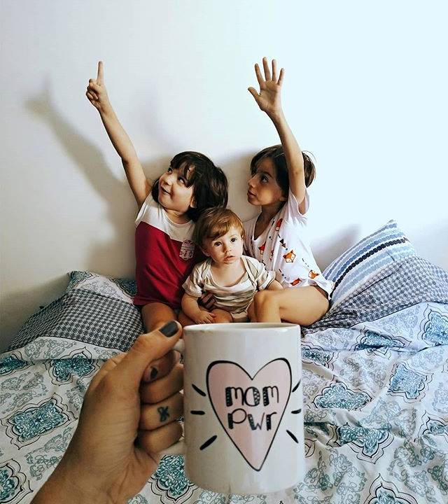Mãe mostra rotina exaustiva com os filhos e post viraliza