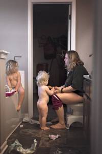 Maternidade real: fotógrafa registra a rotina de mães e filhos em projeto Maternidade real: fotógrafa registra a rotina de mães e filhos em projeto