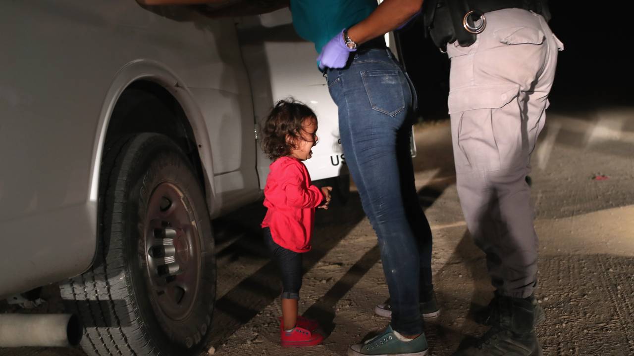 Crianças separadas dos pais nos EUA - imigração ilegal