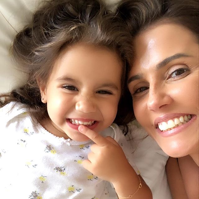 Deborah Secco fala sobre carreira e filha: “A vida pede jogo de cintura”