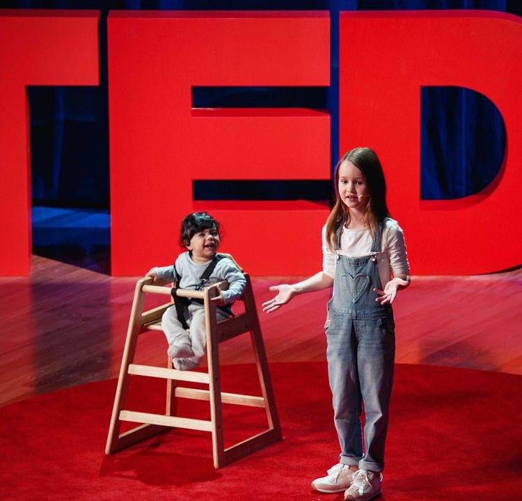 Molly Wright em palestra no TED talks