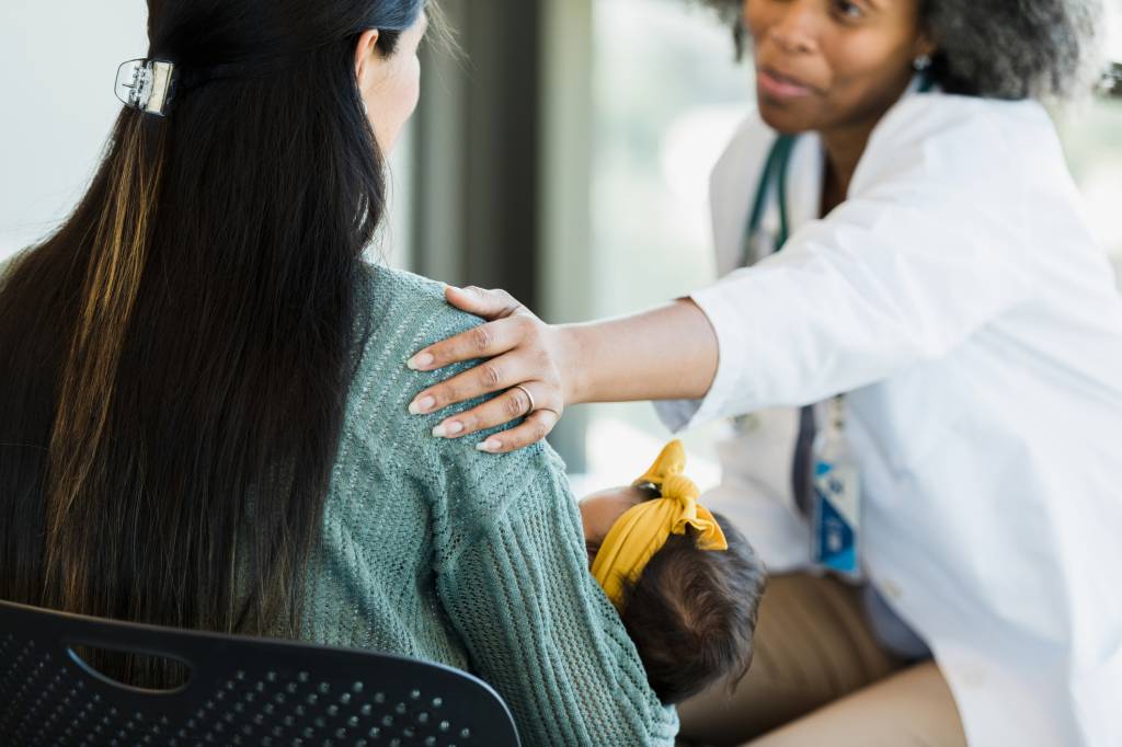 Câmara aprova PL que retira autorização do marido para laqueadura