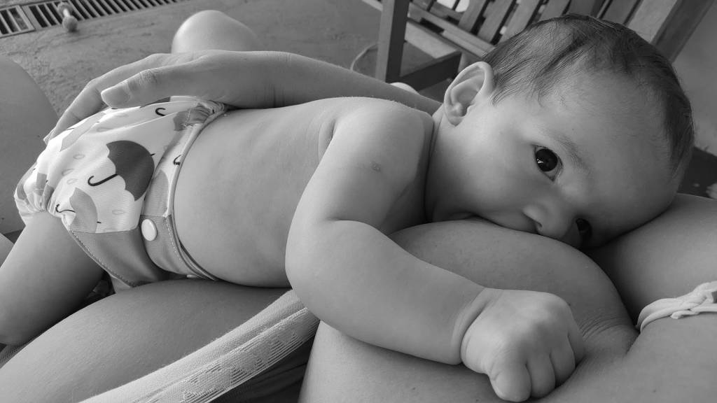 Desafios de amamentar: “Foi chocante saber que minha bebê estava com fome”