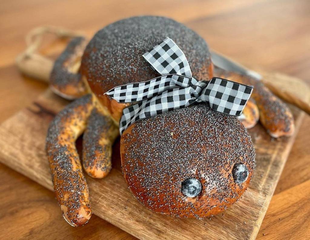 Pão de… Aranha! Pão de... Aranha!