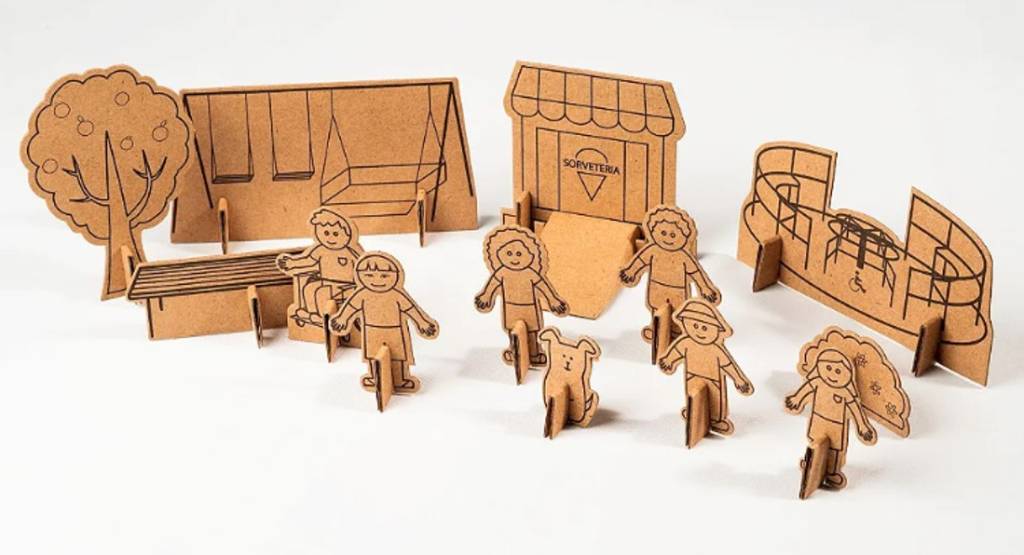 destaque pinte monte Personagens e cenários de papelão destacados e prontos para serem coloridos.