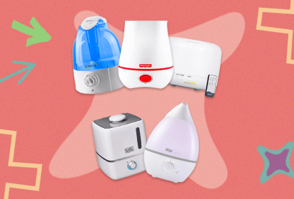Cinco modelos de umidificador de ar em fundo rosa