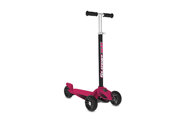 Patinete infantil preto com detalhes em rosa